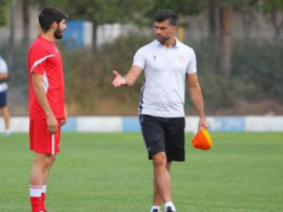 یک پرسپولیسی در آستانه حضور در کادرفنی استقلال