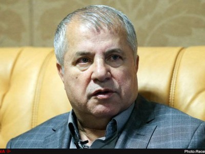 پروین: یک مهاجم خارجی بیاورند که سرش به تنش بیارزد!