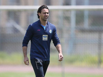 فرهاد مجیدی به استقلال لیست داد