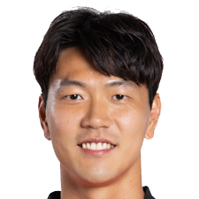 فوتبال فانتزی Kim Young-Gwon